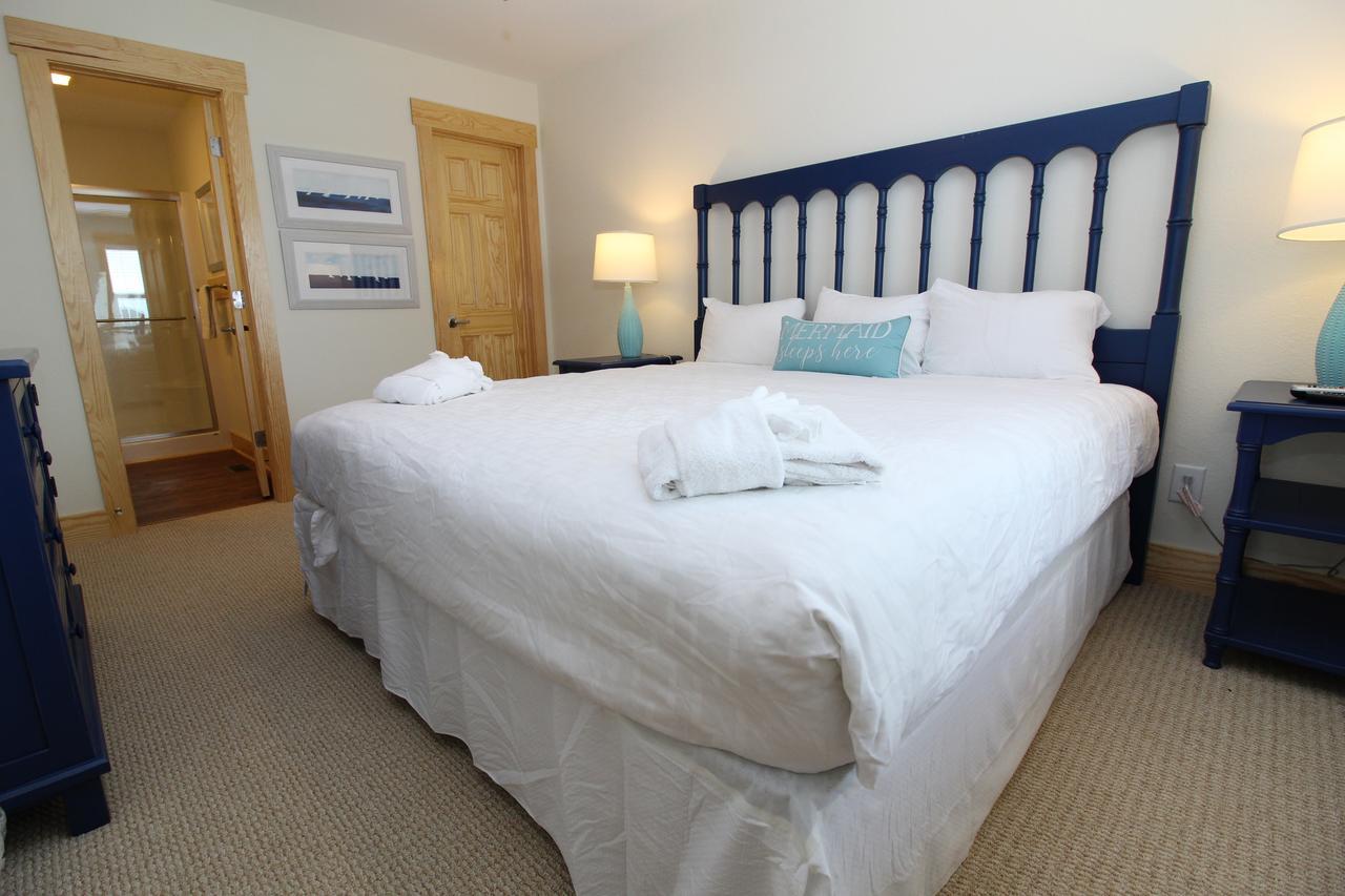 Whalebone Ocean Cottages By Kees Vacations ナグス・ヘッド エクステリア 写真