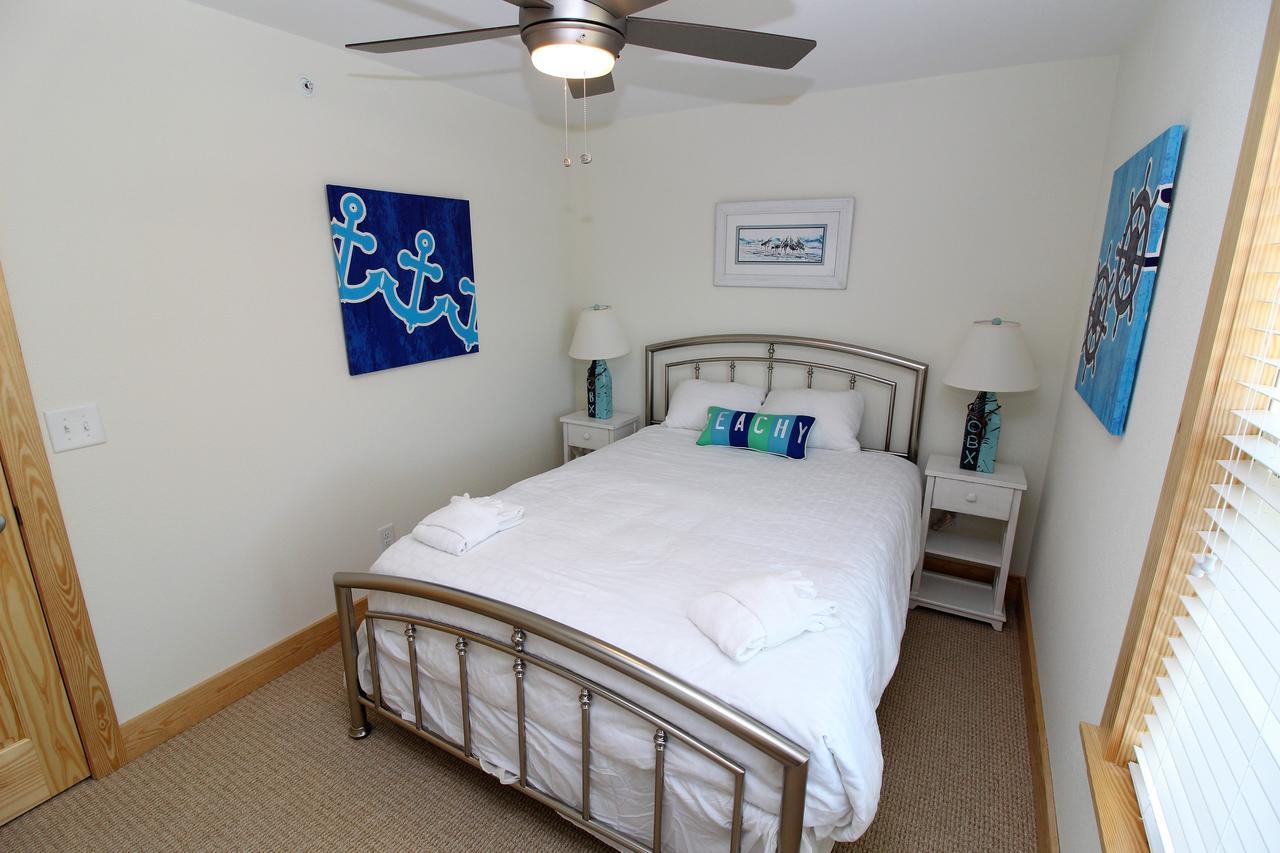 Whalebone Ocean Cottages By Kees Vacations ナグス・ヘッド エクステリア 写真