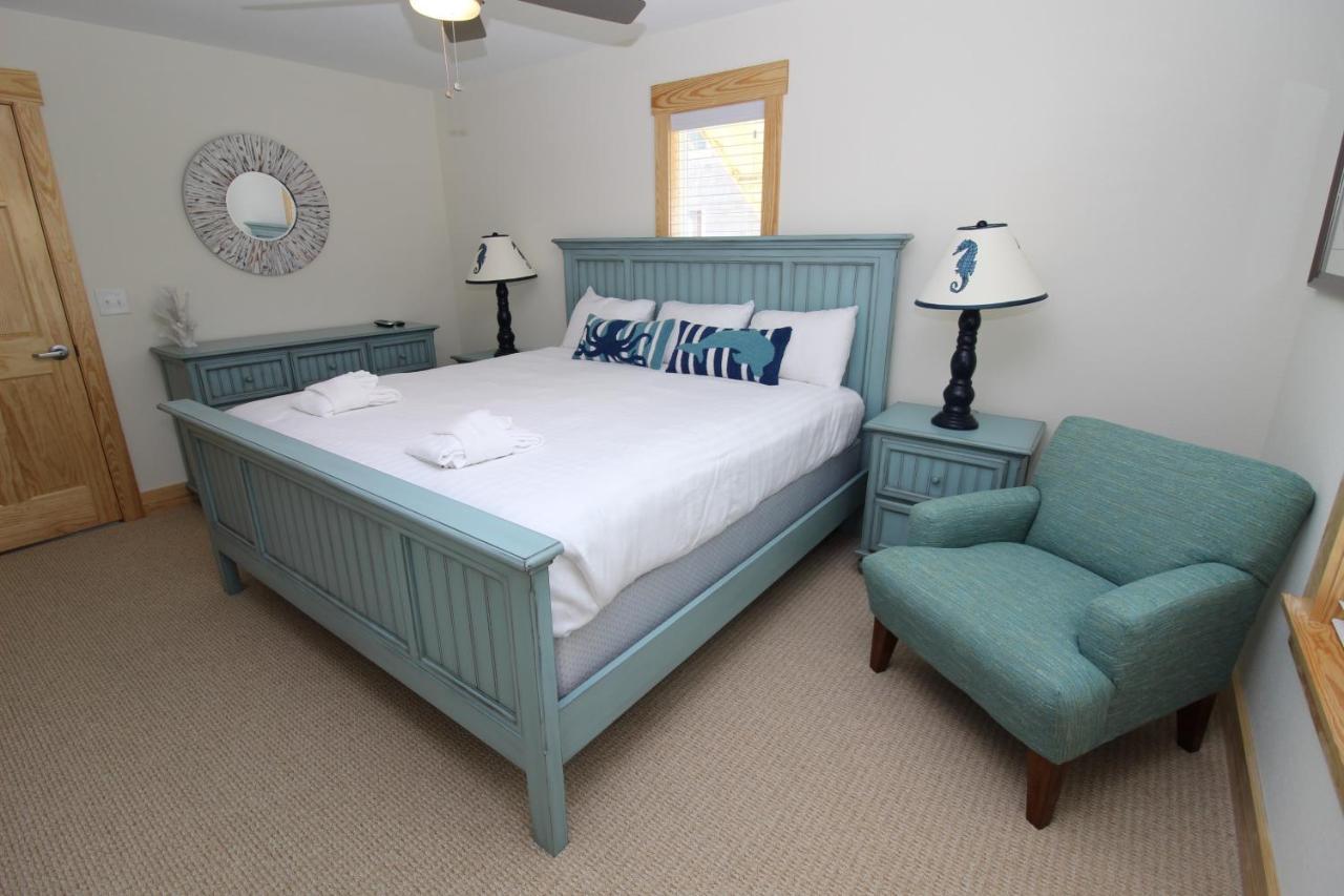 Whalebone Ocean Cottages By Kees Vacations ナグス・ヘッド エクステリア 写真